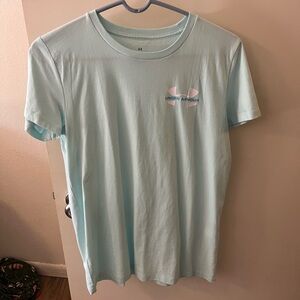 •3 for $10•

Women’s size medium under Armour shirt